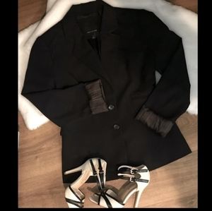 The Limited Drew Collection Women's Two Button Suit Blazer Jacket - Size 2 (EUC)